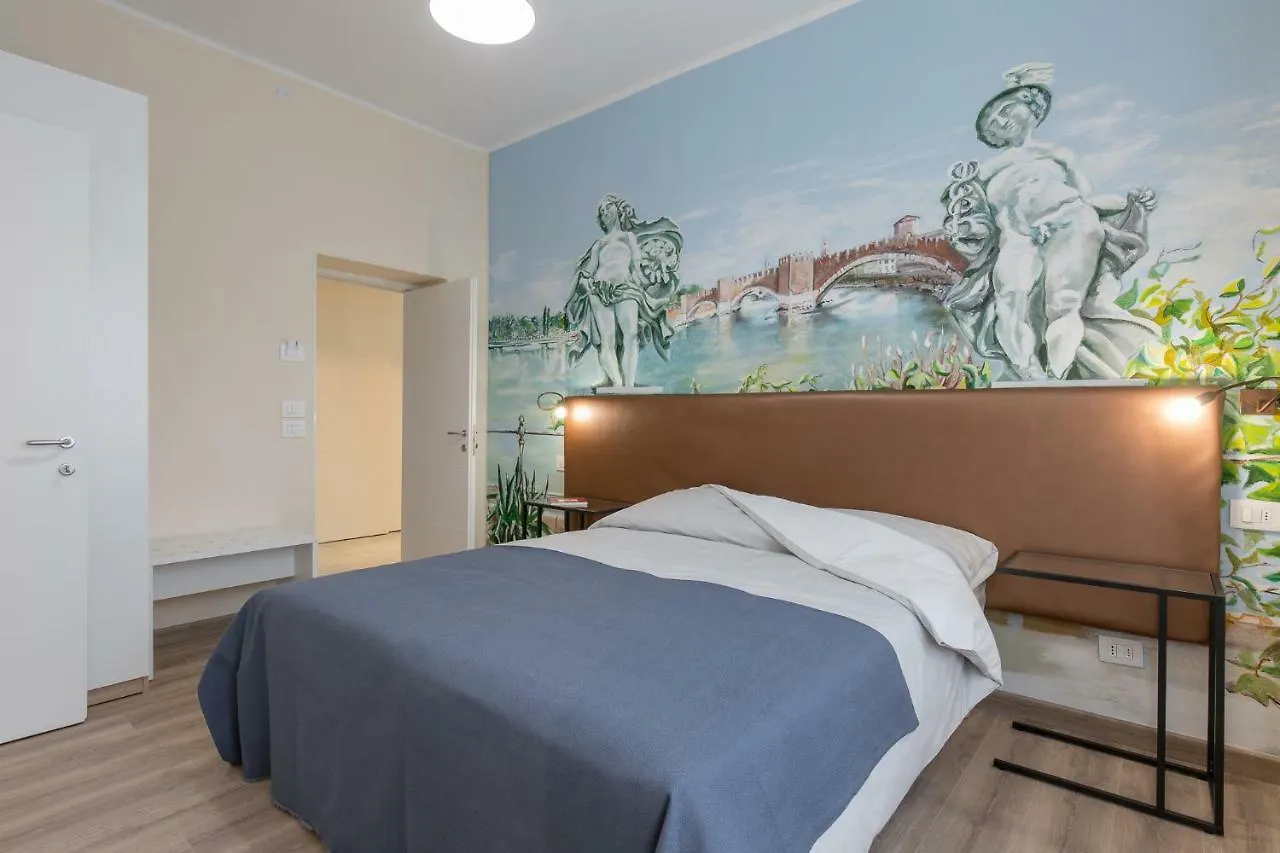 Domus Fluminis Bed & Breakfast Verona 2*,  Italy